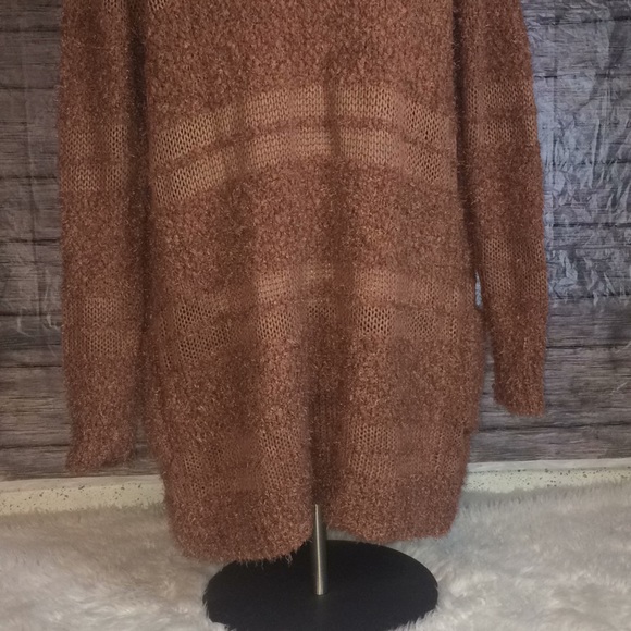 Daytrip Fuzzy Long Sleeve Open Cardigan - Picture 11 of 14